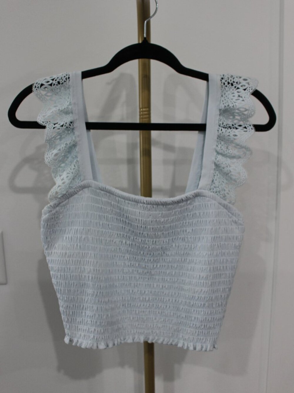 Women's Express Cropped Tank with lace straps, Size Medium